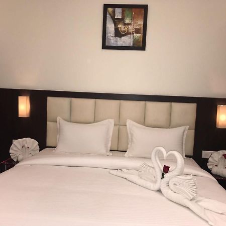 Hotel Anandi Inn Ballia Экстерьер фото