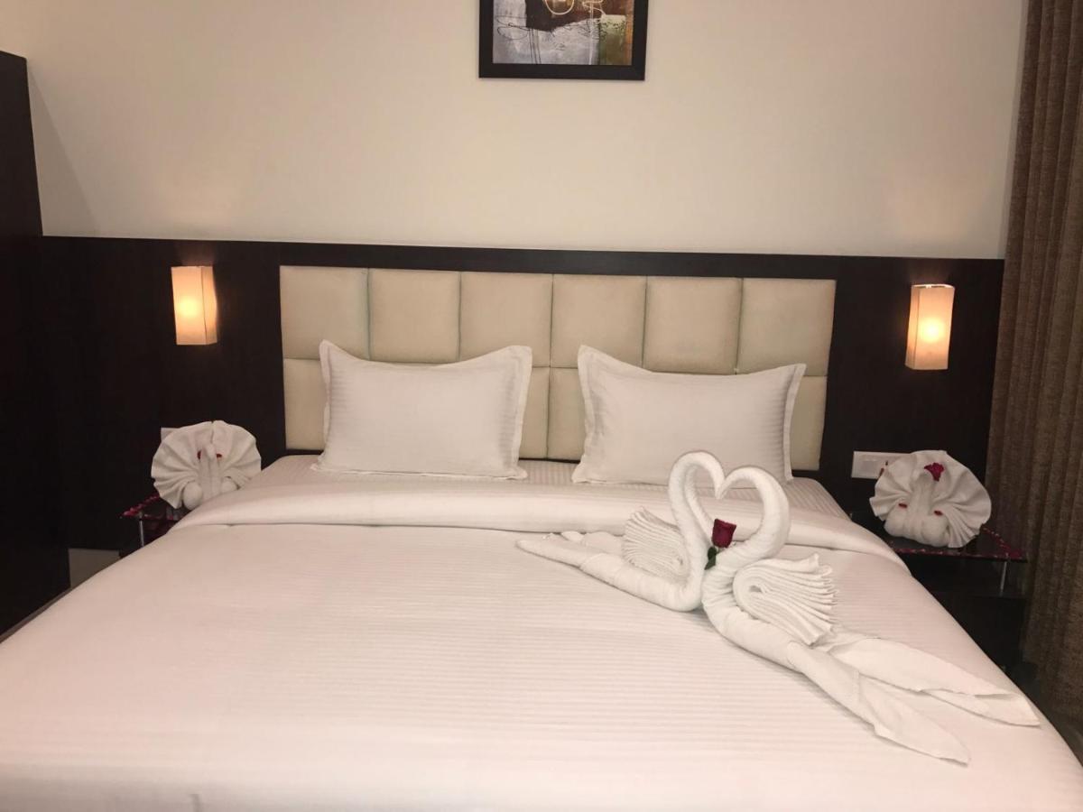 Hotel Anandi Inn Ballia Экстерьер фото