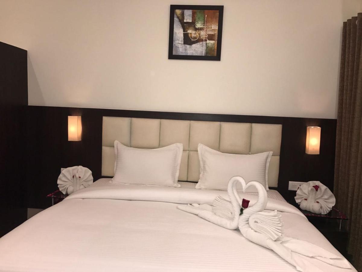 Hotel Anandi Inn Ballia Экстерьер фото